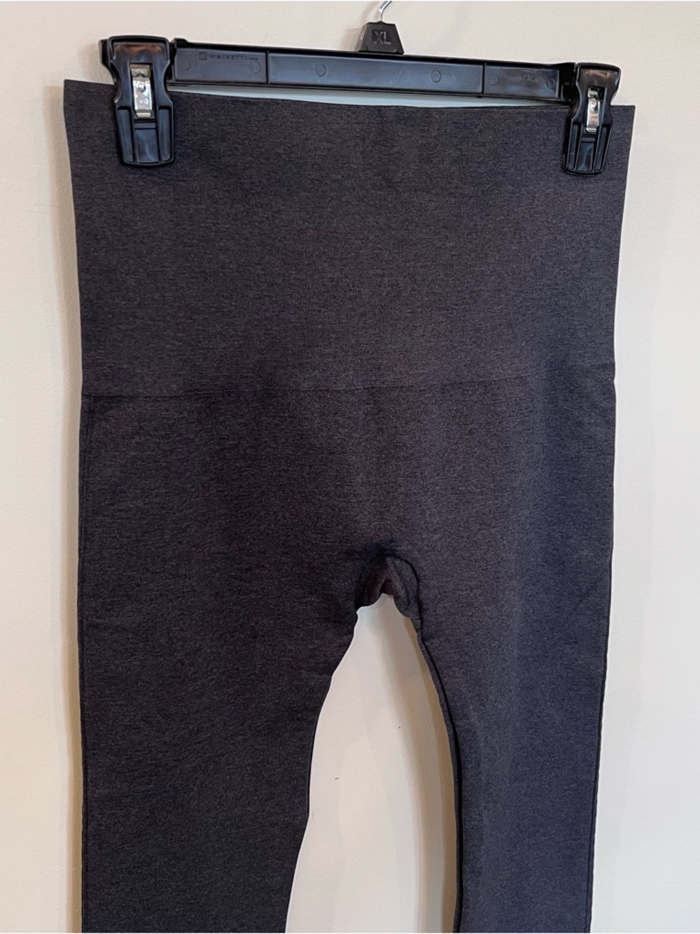 Spanx Look At Me Now Leggings Charcoal Gray Womens 1X Compression - Picture 2 of 5
